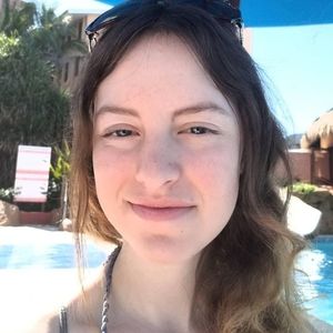 Meet your Posher, Julianna